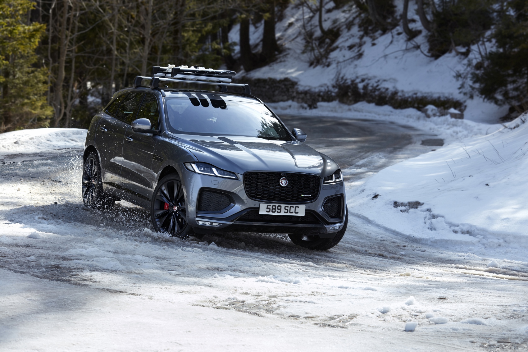 Jaguar pri facelifte modelu F-Pace počúvol zákazníkov