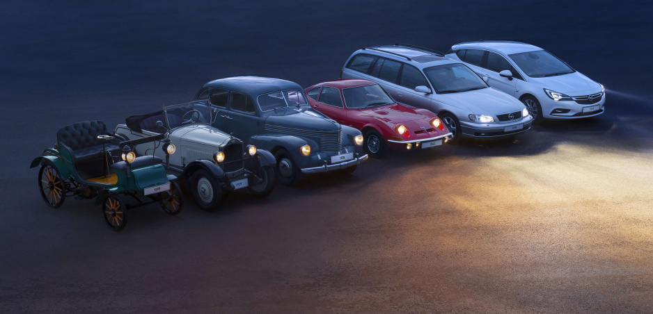 Prečítajte si o histórii svetiel Opel. Od sviečok až po úsporné Eco-LED svetlá