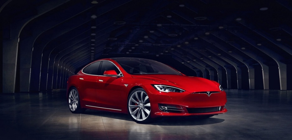 Tesla má väčšiu hodnotu ako Ford!