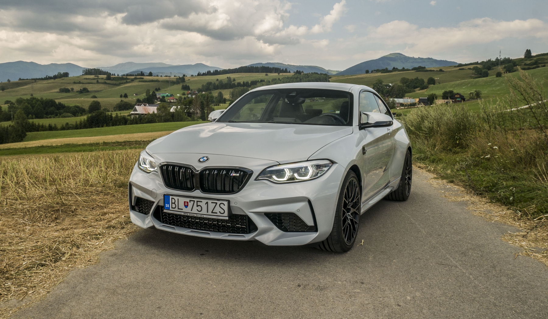 Test: BMW M2 Competition je nálož plná zábavy